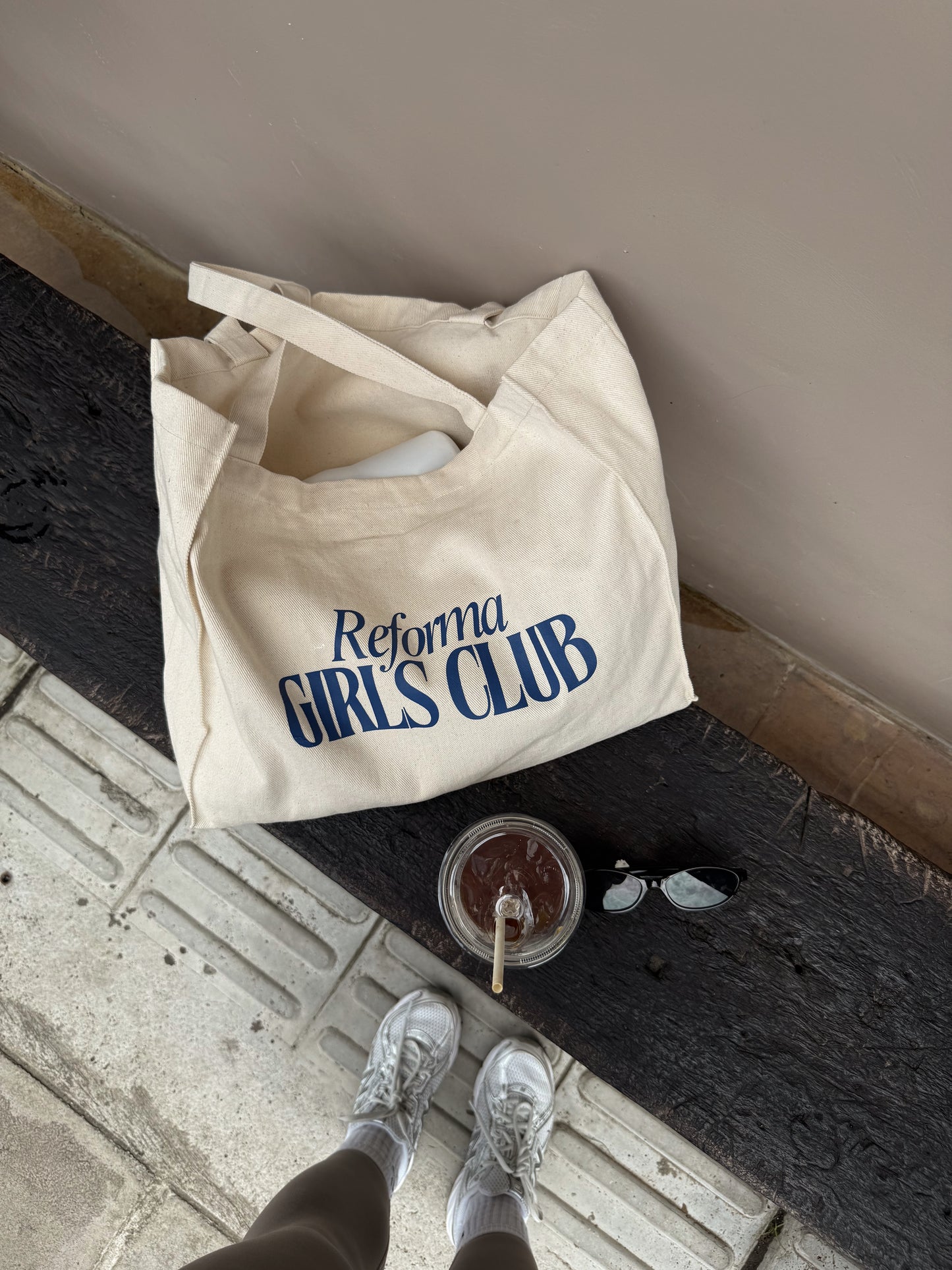 Reforma Girls Club Tote Bag